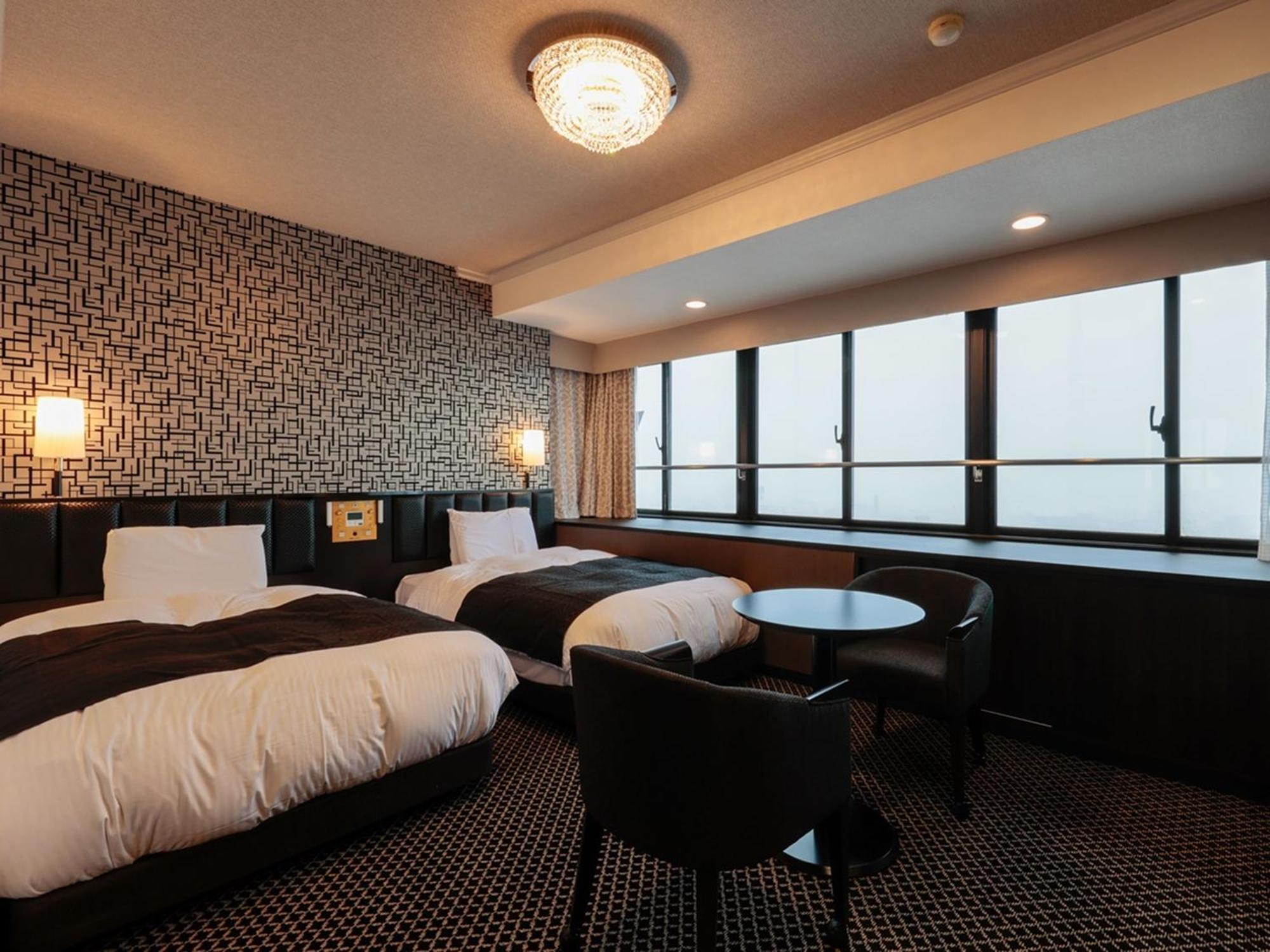 Apa Hotel Tonami Ekimae מראה חיצוני תמונה