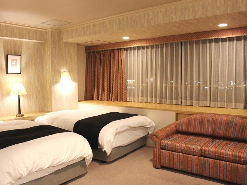 Apa Hotel Tonami Ekimae מראה חיצוני תמונה