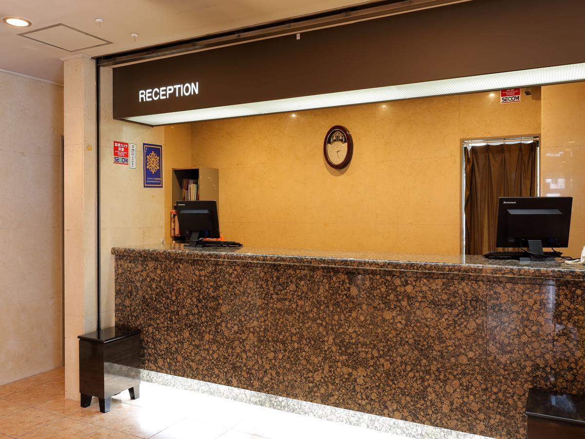 Apa Hotel Tonami Ekimae מראה חיצוני תמונה