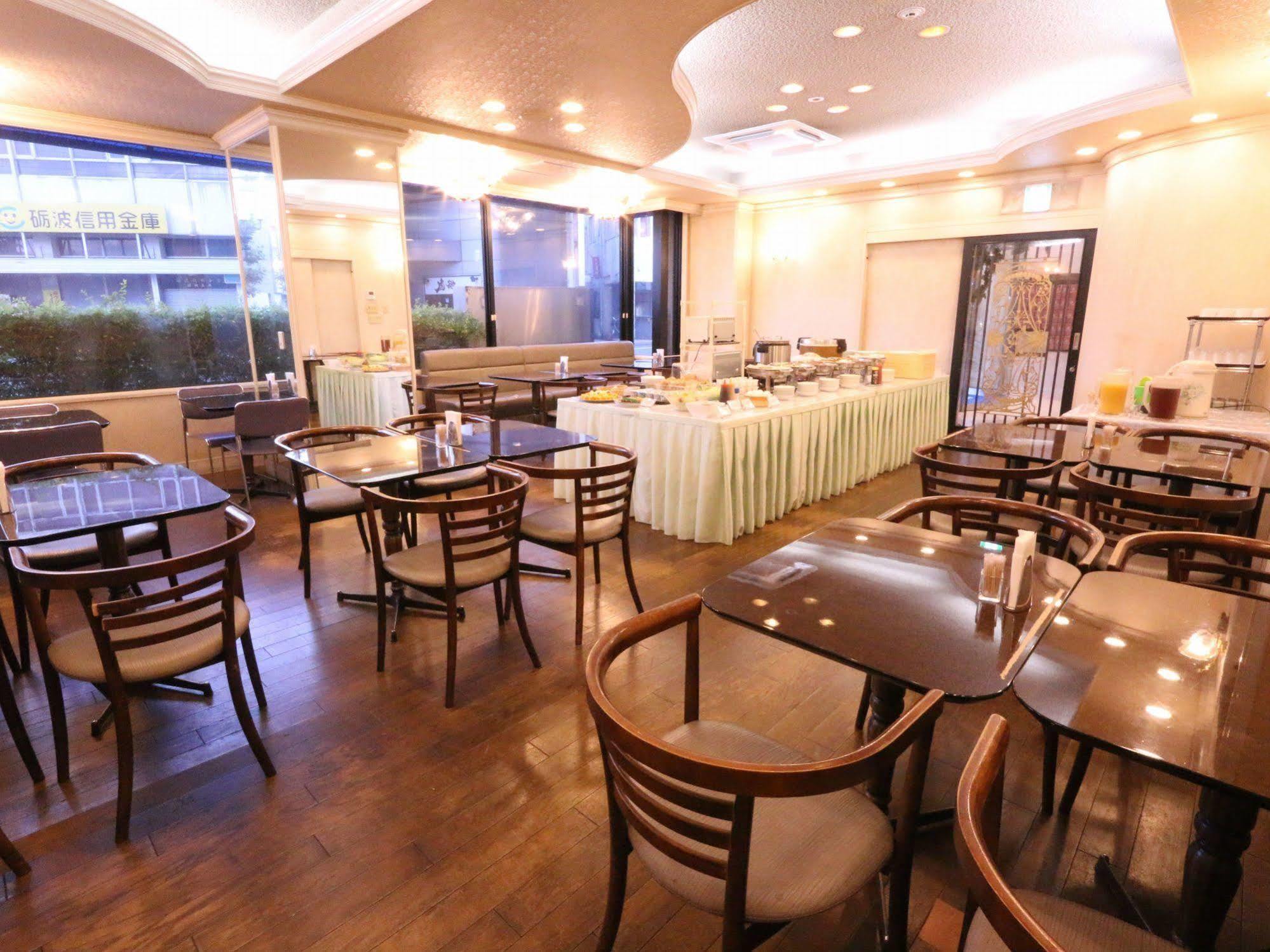Apa Hotel Tonami Ekimae מראה חיצוני תמונה